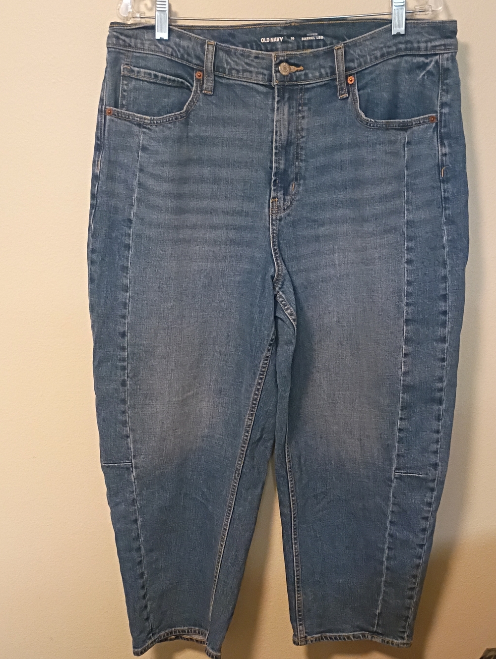 Old Navy Pansy Women's Baggy Barrel Denim Jeans High rise Size 16 Medium Wash